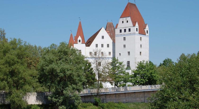 Kult Hotel Ingolstadt Exteriör bild